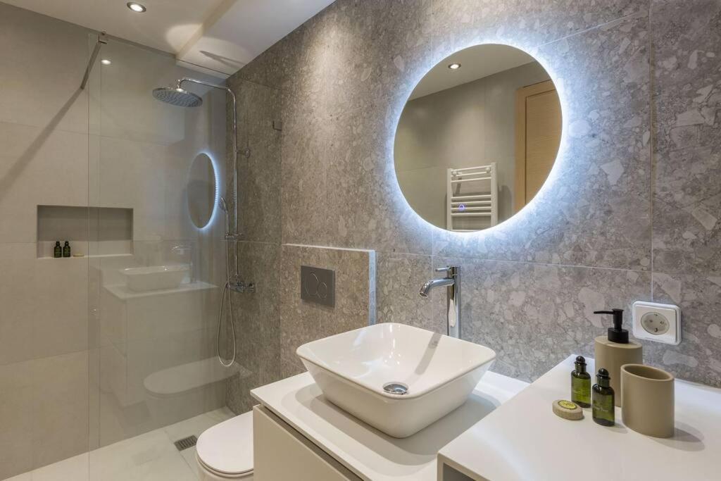 Athinais Luxury 1 Apartment *